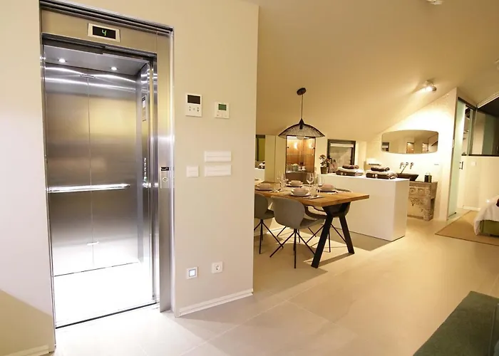 Lägenhet Exclusivo Atico En El Centro De *